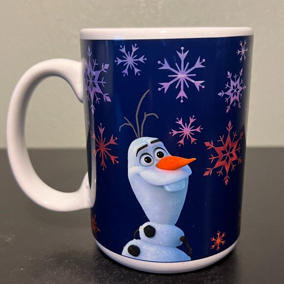 DISNEY Frozen II DESTINY AWAITS Color Changing Ceramic Mug w/ Ana, Elsa & Olaf - Picture 4 of 12